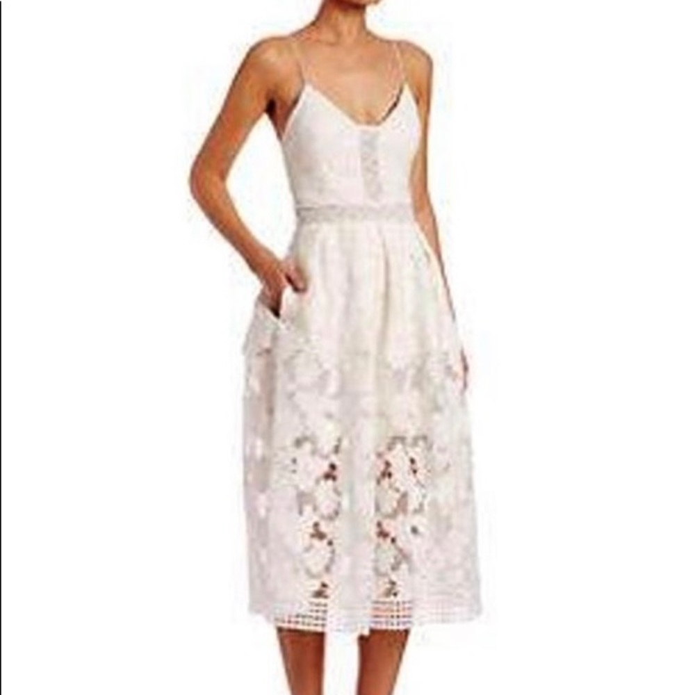 Nicholas White Floral Lace Rouleau Fitted Cocktail Dress